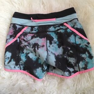 Ivivva flowy shorts